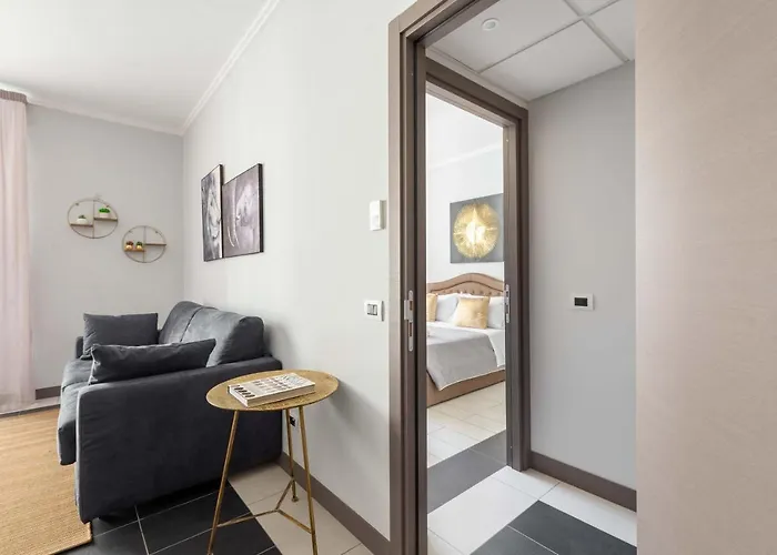Suityrhome Campo De' Fiori Daire *